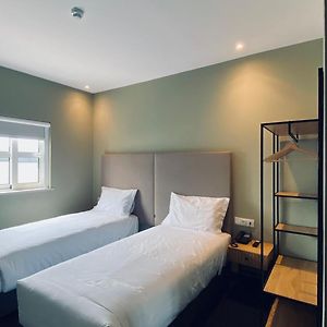 Habitación con 2 Camas Individuales